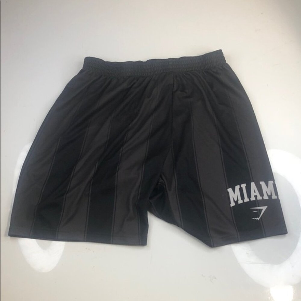 !!!! SOLD !!!!     Shorts Men's Large Black Stretch Performance Gym Pocket